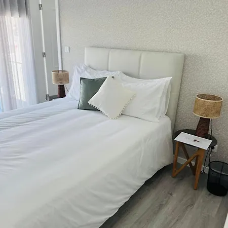 Bella Casa 蓬塔德尔加达