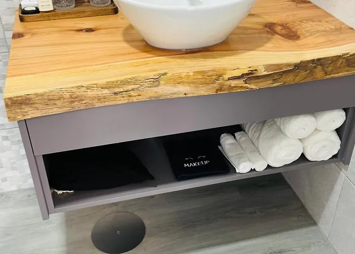 Bella Casa Bed & Breakfast 4*